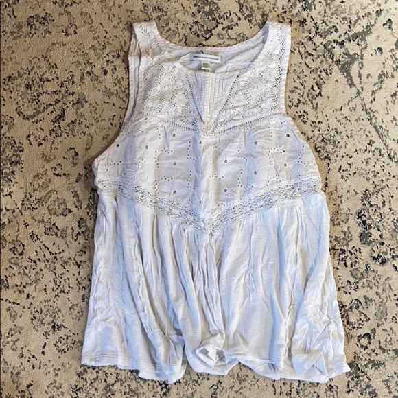 Bundle of tank tops - Picture 4 of 5